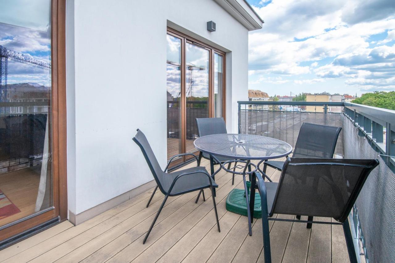 Citystay Szafarnia Gdansk Apartment ภายนอก รูปภาพ